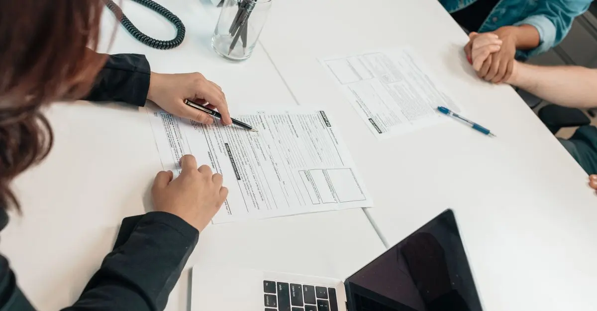 Comment négocier efficacement votre regroupement de crédits